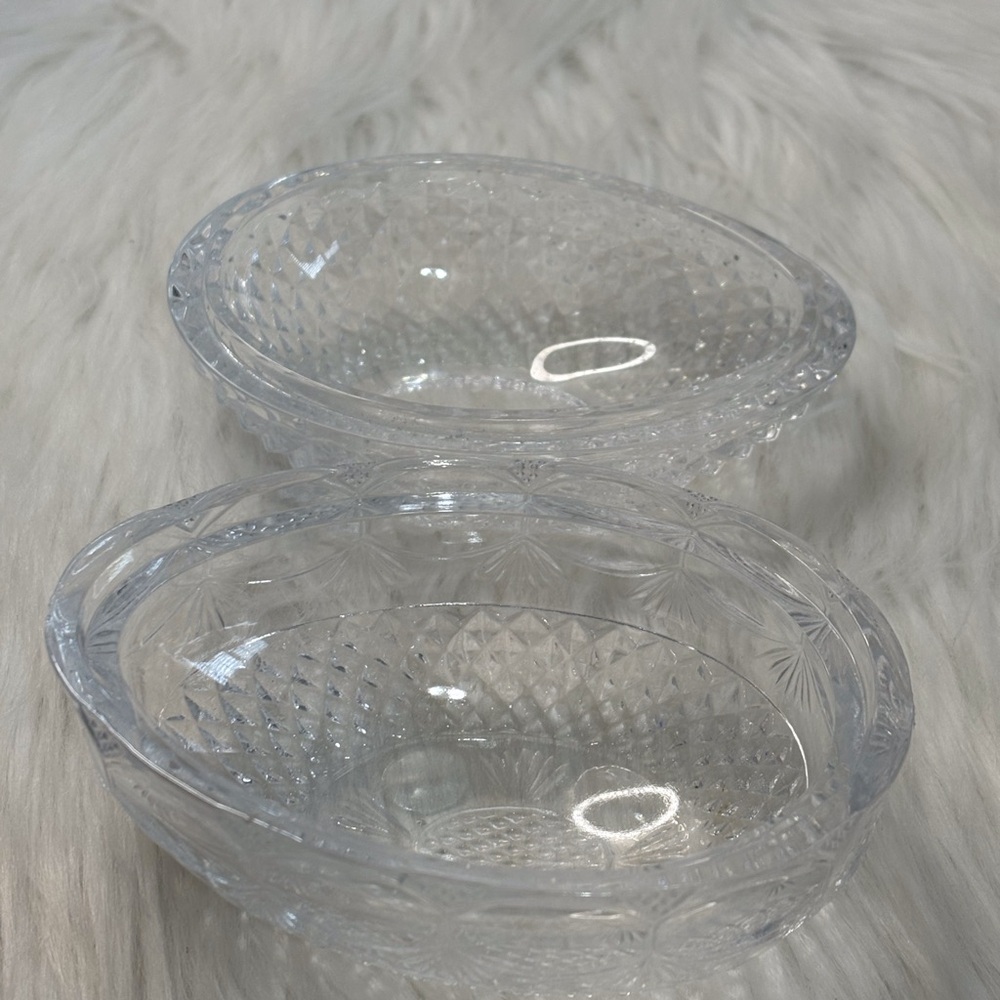 Avon Clear EGG  Glass Covered Trinket Dish - Picture 2 of 8